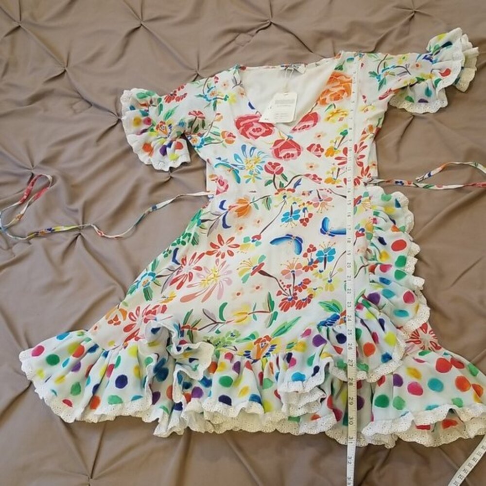 NWT All Things Mochi Valeria White Wrap Floral Mini Dress, size XS - Picture 13 of 15